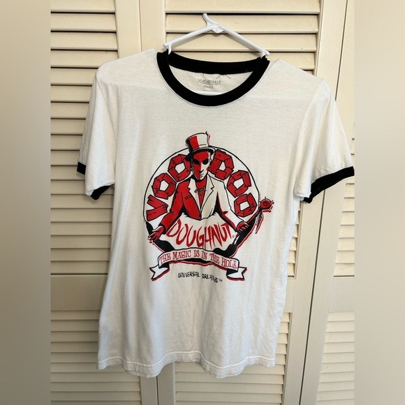 Universal Studios White and Black Voodoo Doughnut Tee - Picture 1 of 1